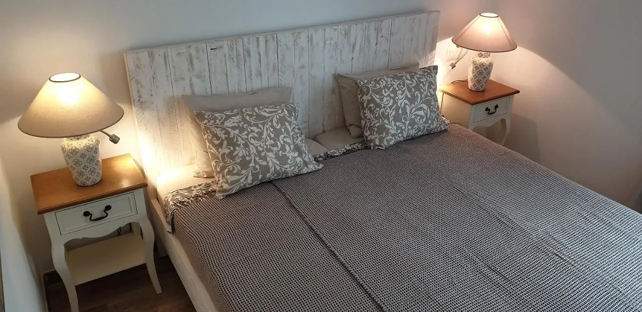 Marina Calador Harbourview: Seaside Oasis with Pool and Garden Apartment Cala d'Or  Spain