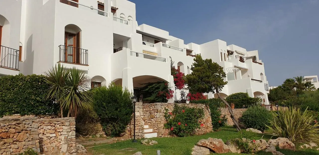 Marina Calador Harbourview: Seaside Oasis with Pool and Garden Apartment Cala d'Or  Cala d'Or (Mallorca)