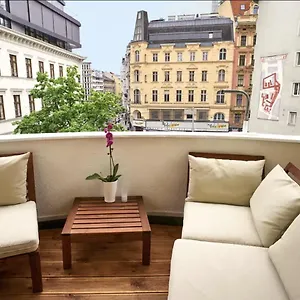 city-centre-klimts-balcony.vienna-besthotels.com/